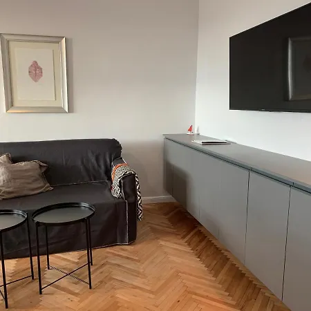 Guest Place 33 Bulgaria